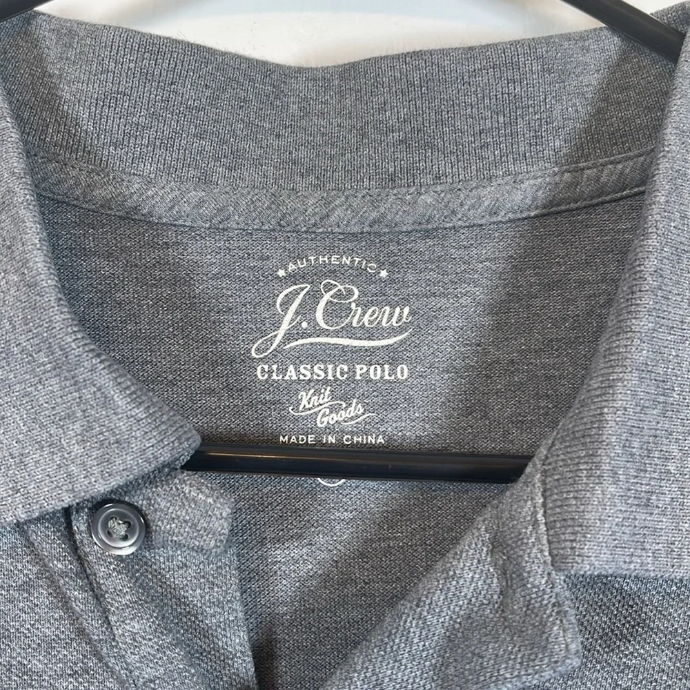 J Crew Gray Stripe Classic Polo Knit Goods Pullover Shirt Size Large EUC #6771